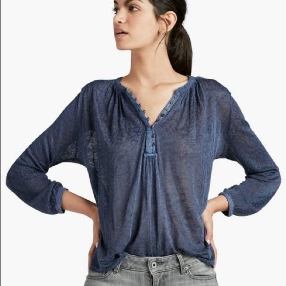 NWT Lucky Brand Embroidered Mixed Knit Top